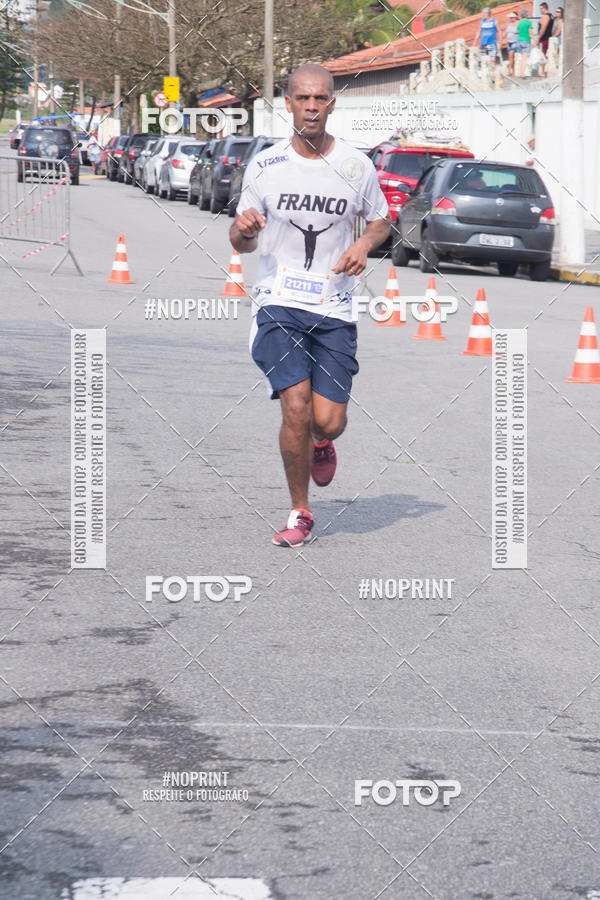 Buy your photos of the eventMeia Maratona Internacional de Peru�be on Fotop