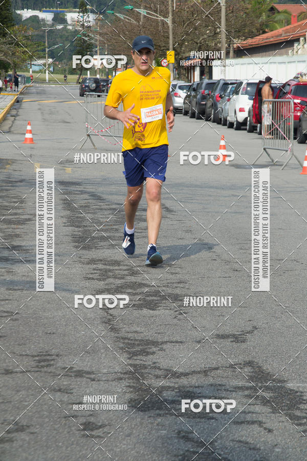 Buy your photos of the eventMeia Maratona Internacional de Peru�be on Fotop
