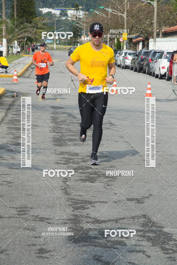 Buy your photos of the eventMeia Maratona Internacional de Peru�be on Fotop