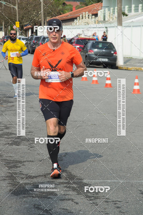 Buy your photos of the eventMeia Maratona Internacional de Peru�be on Fotop