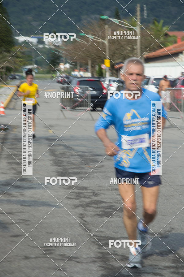 Buy your photos of the eventMeia Maratona Internacional de Peru�be on Fotop