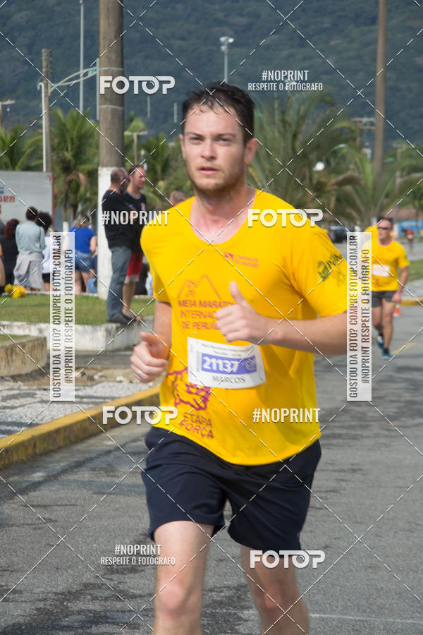 Buy your photos of the eventMeia Maratona Internacional de Peru�be on Fotop