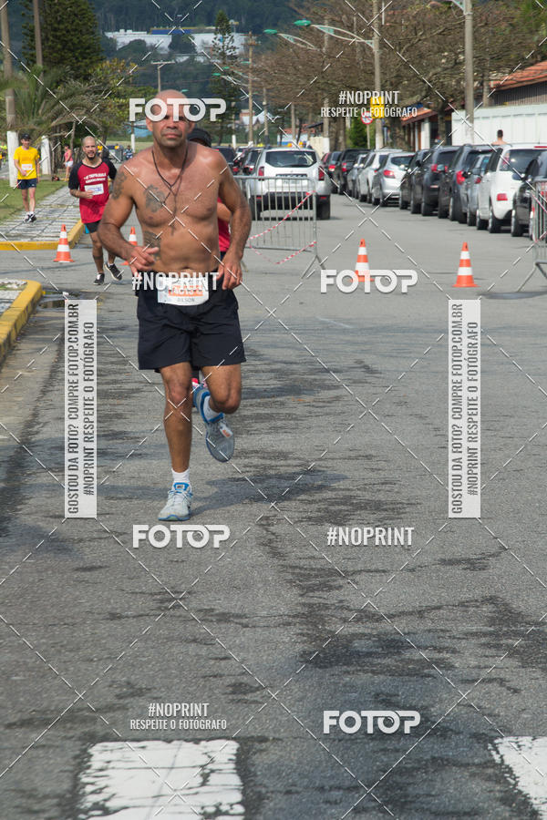 Buy your photos of the eventMeia Maratona Internacional de Peru�be on Fotop
