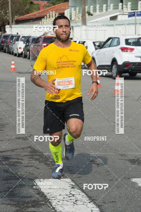 Buy your photos of the eventMeia Maratona Internacional de Peru�be on Fotop