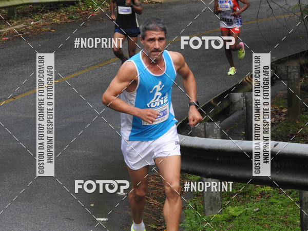 Buy your photos of the eventMeia Maratona Internacional de Peru�be on Fotop