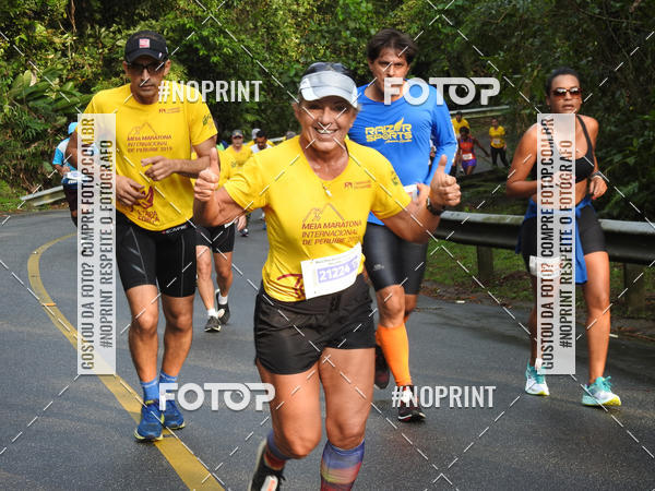 Buy your photos of the eventMeia Maratona Internacional de Peru�be on Fotop