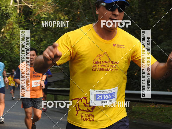 Buy your photos of the eventMeia Maratona Internacional de Peru�be on Fotop
