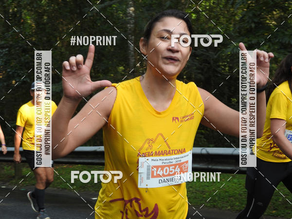Buy your photos of the eventMeia Maratona Internacional de Peru�be on Fotop
