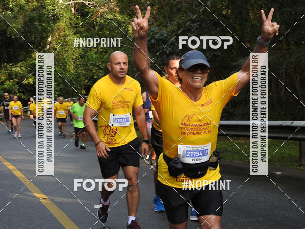 Buy your photos of the eventMeia Maratona Internacional de Peru�be on Fotop