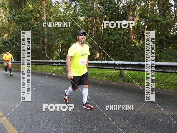 Buy your photos of the eventMeia Maratona Internacional de Peru�be on Fotop