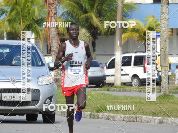 Buy your photos of the eventMeia Maratona Internacional de Peru�be on Fotop