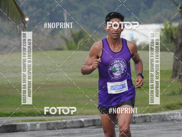Buy your photos of the eventMeia Maratona Internacional de Peru�be on Fotop