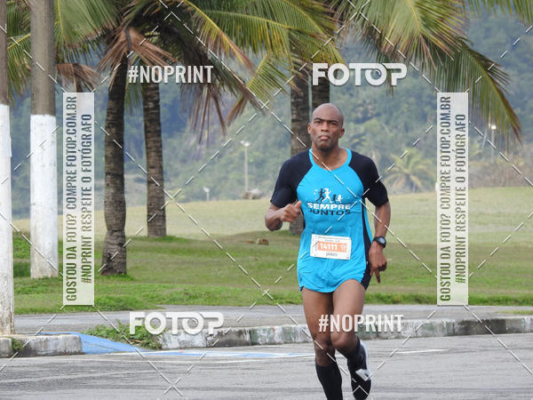 Buy your photos of the eventMeia Maratona Internacional de Peru�be on Fotop