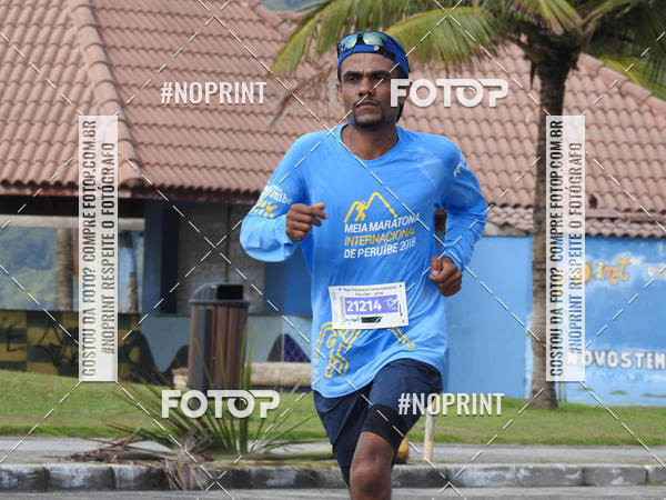 Buy your photos of the eventMeia Maratona Internacional de Peru�be on Fotop