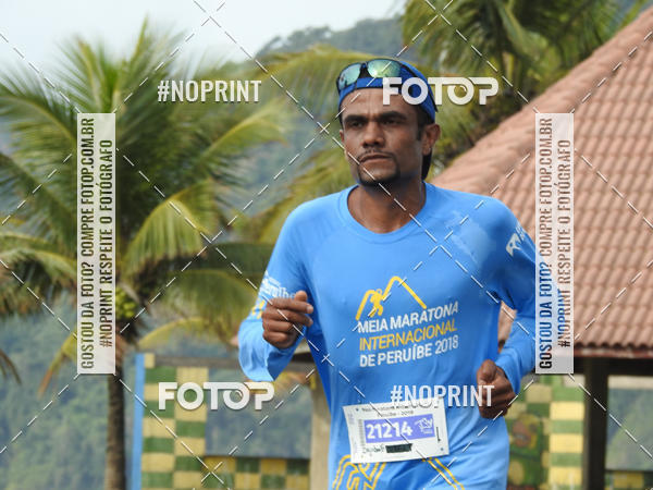 Buy your photos of the eventMeia Maratona Internacional de Peru�be on Fotop