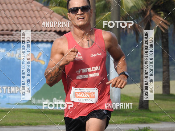 Buy your photos of the eventMeia Maratona Internacional de Peru�be on Fotop