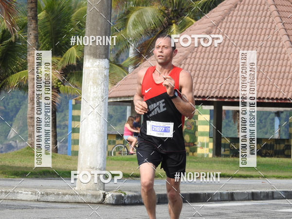 Buy your photos of the eventMeia Maratona Internacional de Peru�be on Fotop