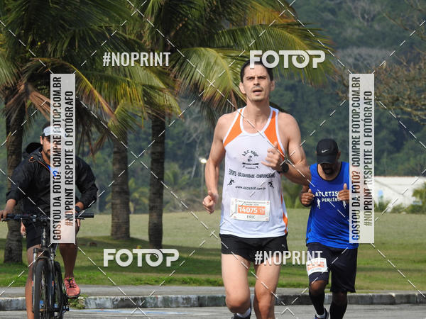 Buy your photos of the eventMeia Maratona Internacional de Peru�be on Fotop