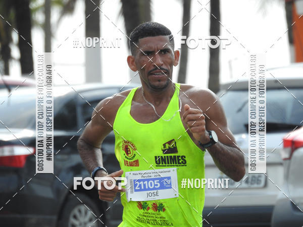 Buy your photos of the eventMeia Maratona Internacional de Peru�be on Fotop