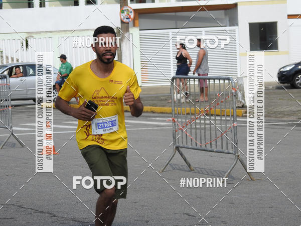 Buy your photos of the eventMeia Maratona Internacional de Peru�be on Fotop
