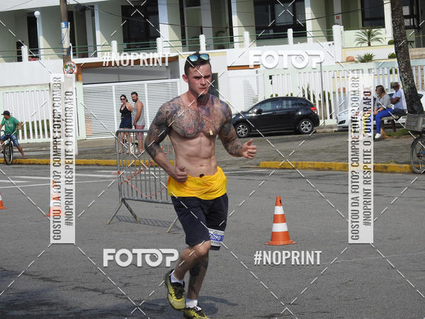 Buy your photos of the eventMeia Maratona Internacional de Peru�be on Fotop