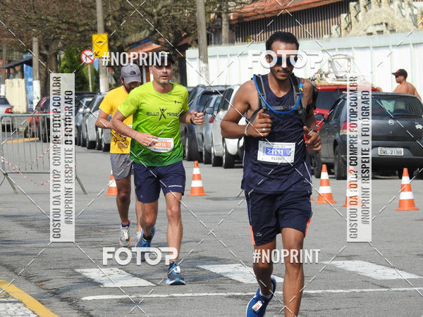Buy your photos of the eventMeia Maratona Internacional de Peru�be on Fotop