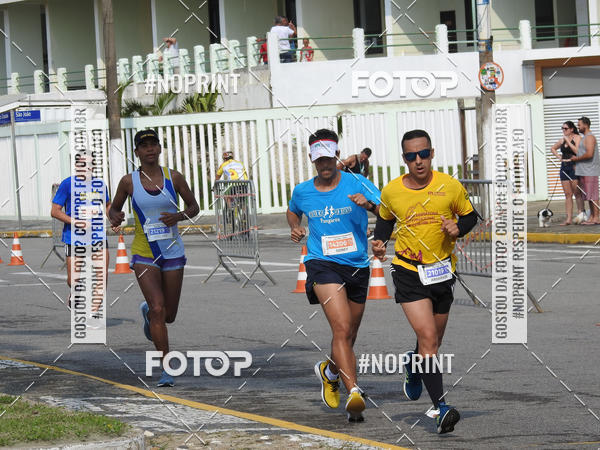 Buy your photos of the eventMeia Maratona Internacional de Peru�be on Fotop