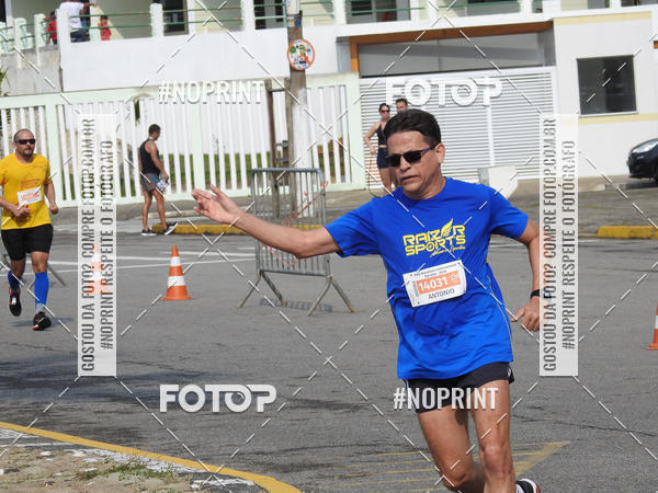 Buy your photos of the eventMeia Maratona Internacional de Peru�be on Fotop