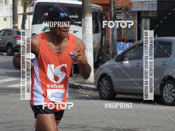 Buy your photos of the eventMeia Maratona Internacional de Peru�be on Fotop