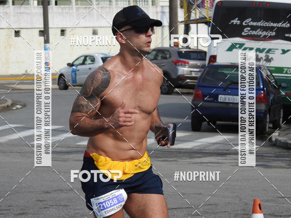 Buy your photos of the eventMeia Maratona Internacional de Peru�be on Fotop