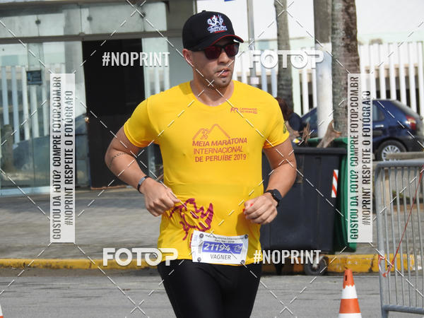 Buy your photos of the eventMeia Maratona Internacional de Peru�be on Fotop