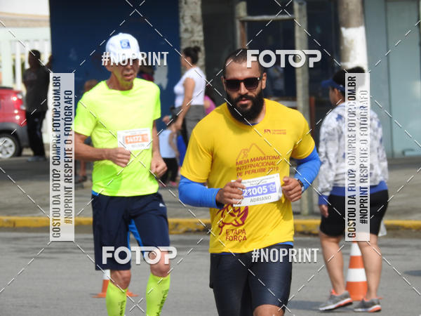 Buy your photos of the eventMeia Maratona Internacional de Peru�be on Fotop