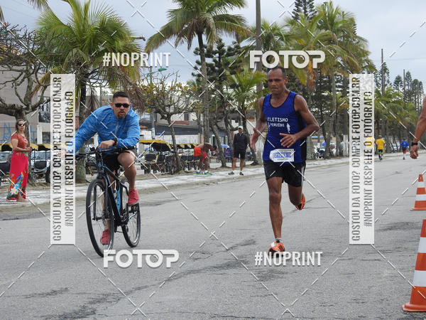 Buy your photos of the eventMeia Maratona Internacional de Peru�be on Fotop