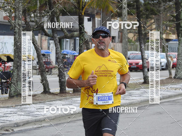 Buy your photos of the eventMeia Maratona Internacional de Peru�be on Fotop