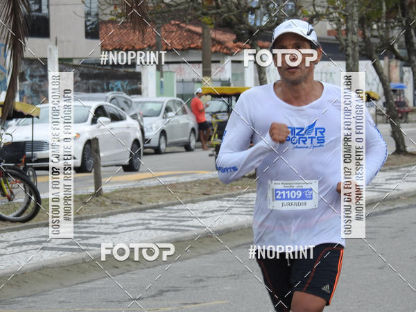Buy your photos of the eventMeia Maratona Internacional de Peru�be on Fotop
