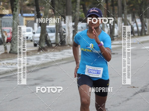 Buy your photos of the eventMeia Maratona Internacional de Peru�be on Fotop