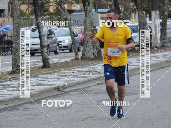 Buy your photos of the eventMeia Maratona Internacional de Peru�be on Fotop