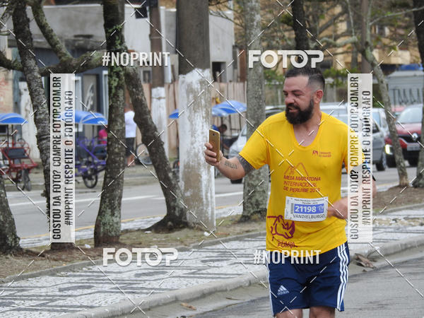 Buy your photos of the eventMeia Maratona Internacional de Peru�be on Fotop