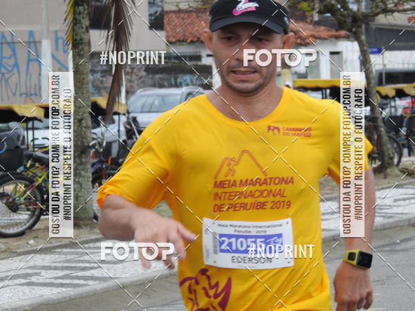 Buy your photos of the eventMeia Maratona Internacional de Peru�be on Fotop