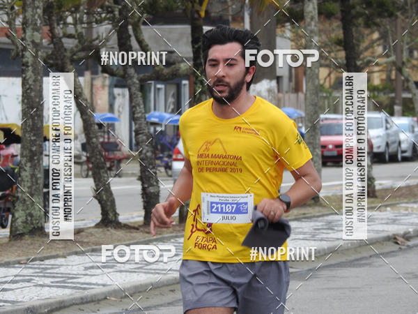 Buy your photos of the eventMeia Maratona Internacional de Peru�be on Fotop