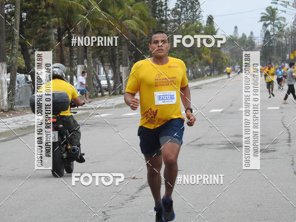 Buy your photos of the eventMeia Maratona Internacional de Peru�be on Fotop