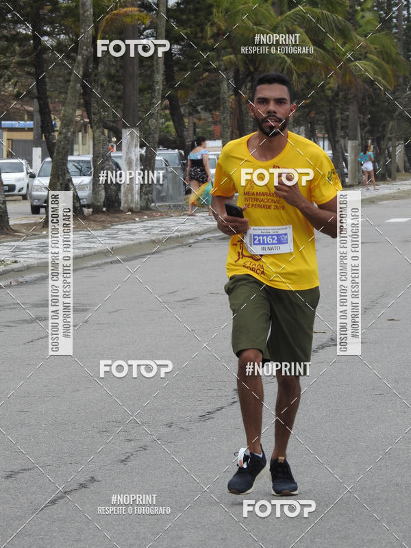 Buy your photos of the eventMeia Maratona Internacional de Peru�be on Fotop