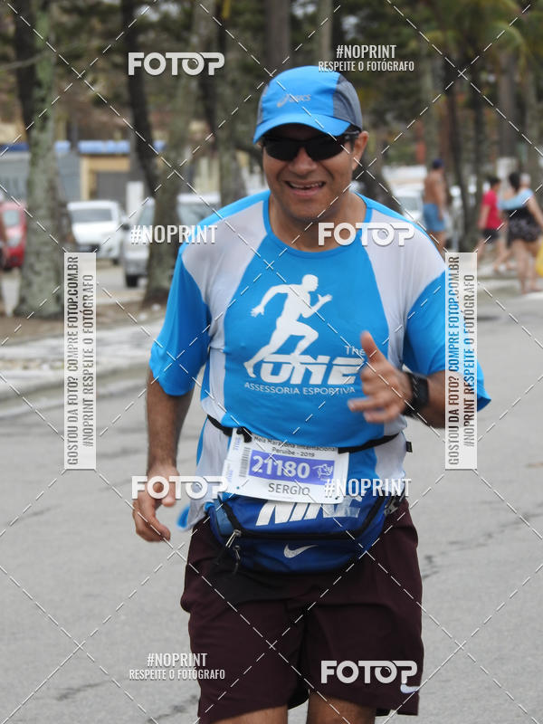 Buy your photos of the eventMeia Maratona Internacional de Peru�be on Fotop