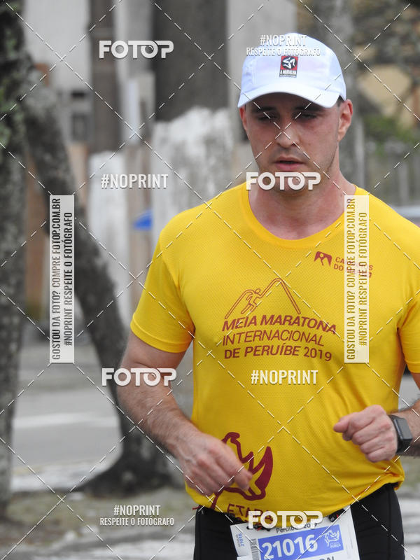Buy your photos of the eventMeia Maratona Internacional de Peru�be on Fotop