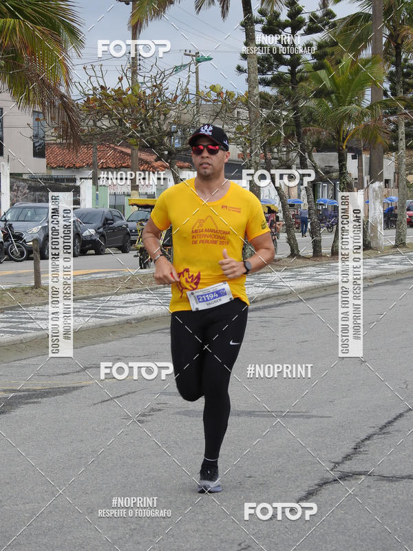 Buy your photos of the eventMeia Maratona Internacional de Peru�be on Fotop