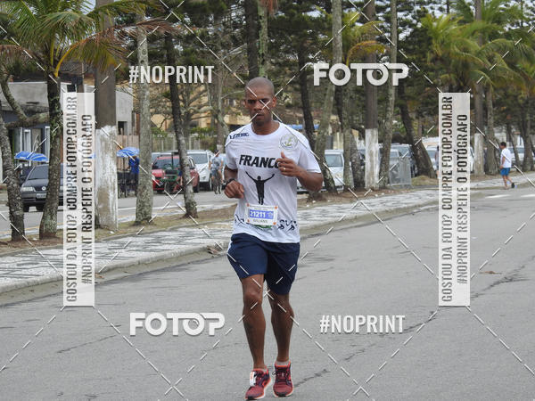 Buy your photos of the eventMeia Maratona Internacional de Peru�be on Fotop