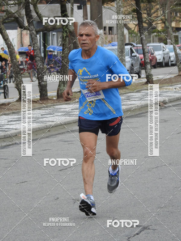 Buy your photos of the eventMeia Maratona Internacional de Peru�be on Fotop