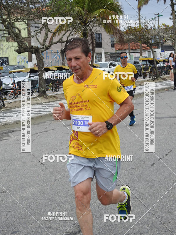 Buy your photos of the eventMeia Maratona Internacional de Peru�be on Fotop