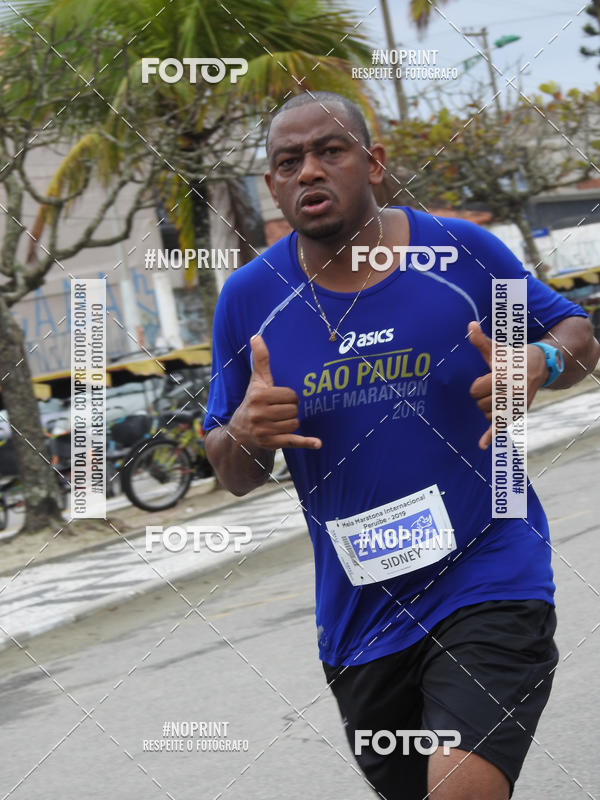 Buy your photos of the eventMeia Maratona Internacional de Peru�be on Fotop