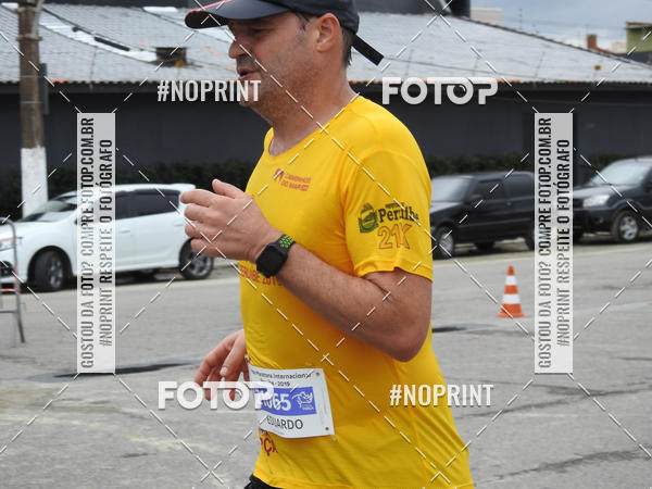 Buy your photos of the eventMeia Maratona Internacional de Peru�be on Fotop
